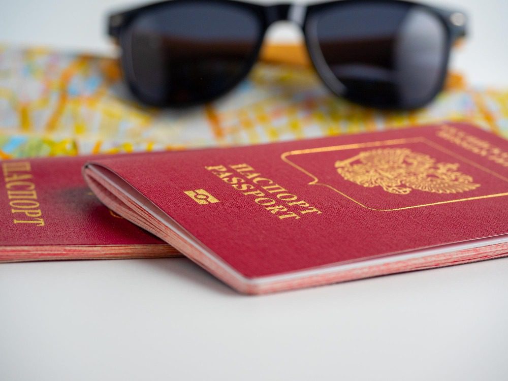 Как оформить загранпаспорт через "Госуслуги"