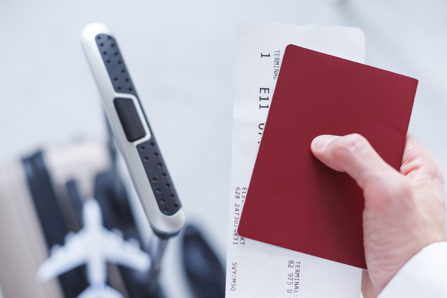 Где в загранпаспорте серия и номер и для чего нужны эти данные